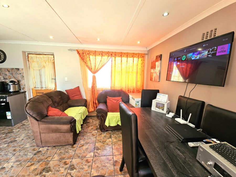 3 Bedroom Property for Sale in Portlands Western Cape